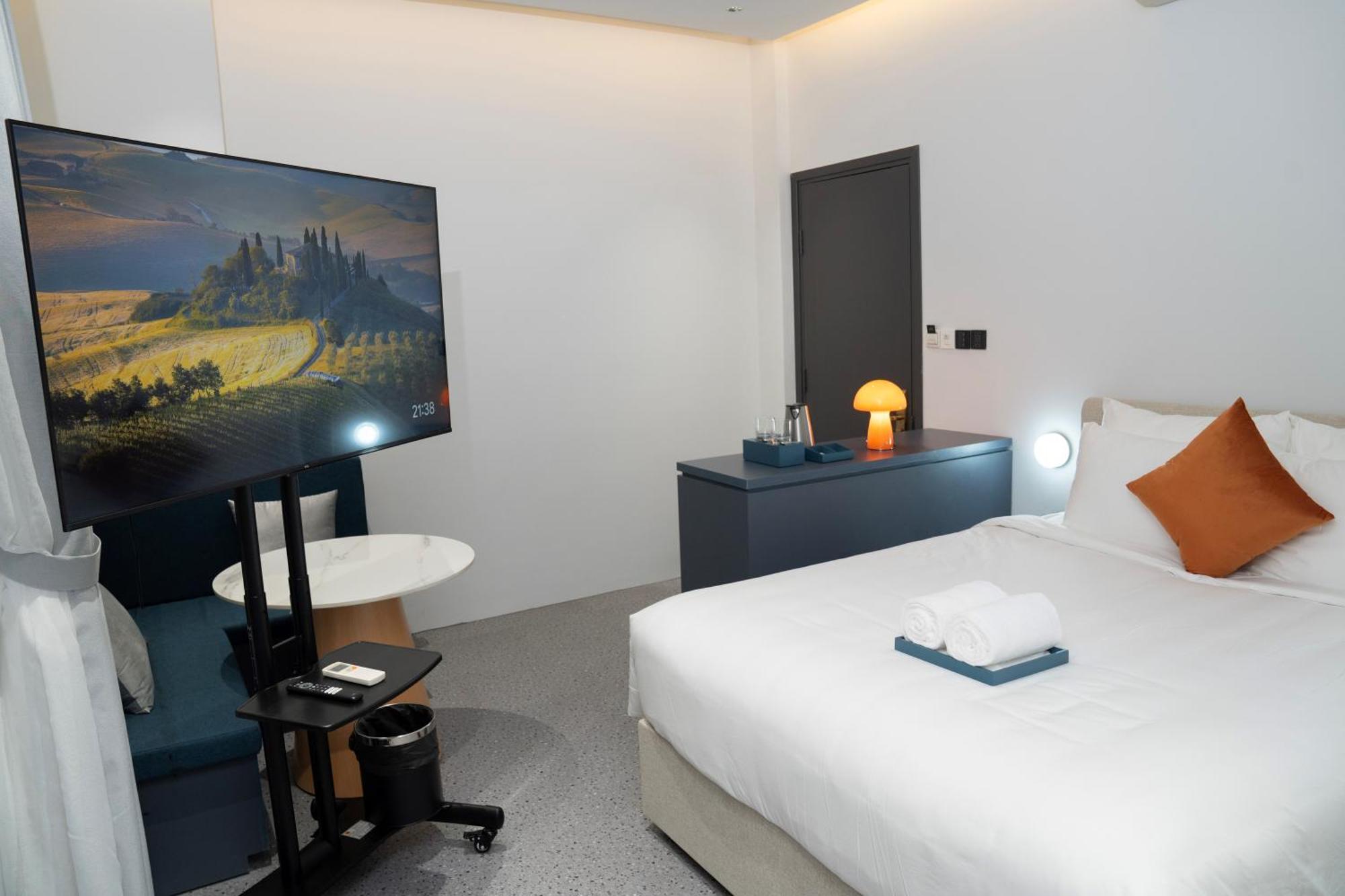 Hotel Brown Dot Saigon Airport 3*