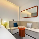 Brown Dot Hotel Saigon Airport